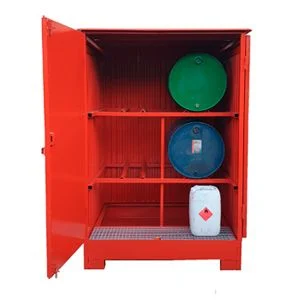Caseta 4 bidones en horizontal con soporte tramex para garrafas