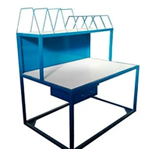 Mesa Soporte con separadores cajas cartón + cajón